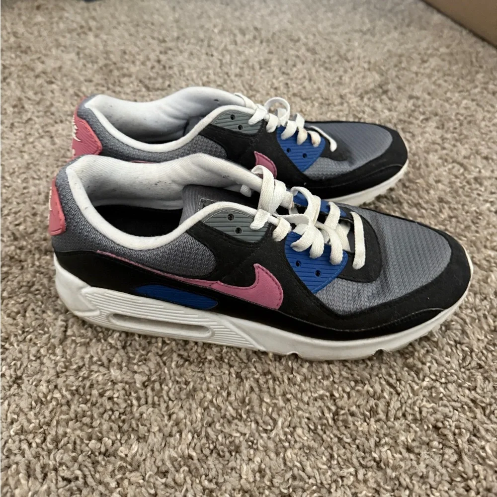 Blue and Pink Nike Air Max 90 - Picture 3 of 11